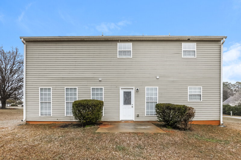 2,190/Mo, 5391 Katherine Village Dr Ellenwood, GA 30294 Rear View