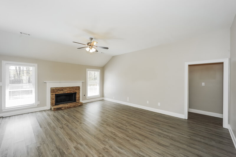 2,305/Mo, 110 Glenridge Dr Newnan, GA 30265 Misc View 6