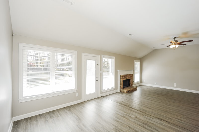 2,305/Mo, 110 Glenridge Dr Newnan, GA 30265 Misc View 8