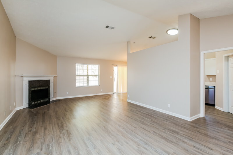 2,175/Mo, 3000 Sentinel Pkwy Lawrenceville, GA 30043 Living Room View 2