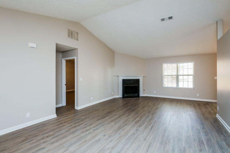 2,175/Mo, 3000 Sentinel Pkwy Lawrenceville, GA 30043 Living Room View 3