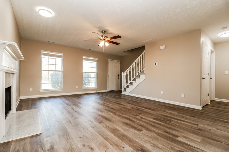 2,130/Mo, 474 Limerick Wy Hampton, GA 30228 Living Room View