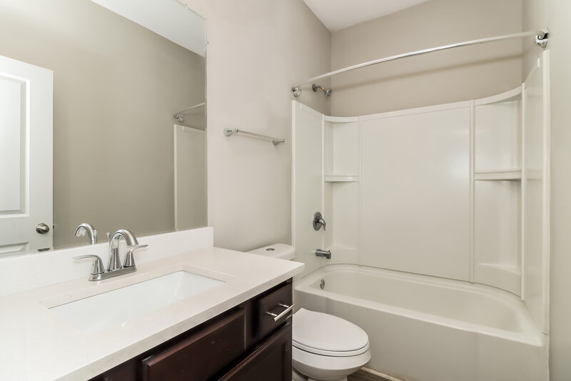 2,125/Mo, 29 Culver Ridge Dr Cartersville, GA 30120 Bathroom View