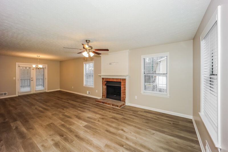 2,015/Mo, 15 Valley Brook Drive Newnan, GA 30265 Misc View 2