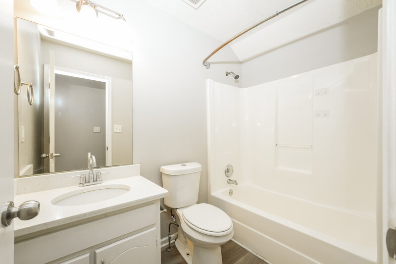 1,950/Mo, 2925 Winding Grove Drive Lithonia, GA 30038 Bathroom View