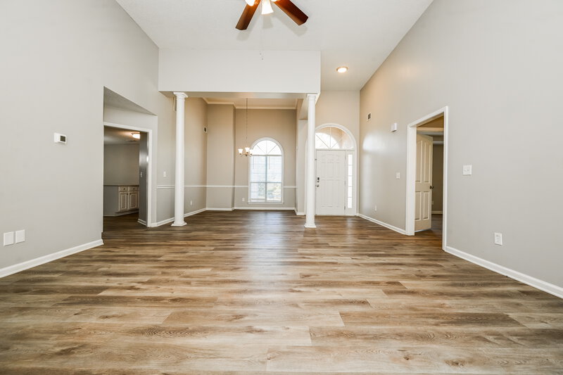 2,265/Mo, 166 Freeman Forest Dr Newnan, GA 30265 Living Room View 2