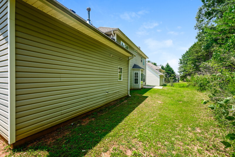 2,615/Mo, 4156 Bosenberry Way Ellenwood, GA 30294 Rear View