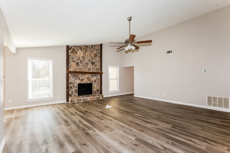 1,885/Mo, 2775 Trotters Walk Trl Snellville, GA 30078 Living Room View
