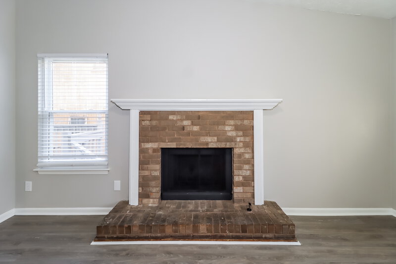 2,600/Mo, 643 Tarragon Way Sw Atlanta, GA 30331 Living Room View