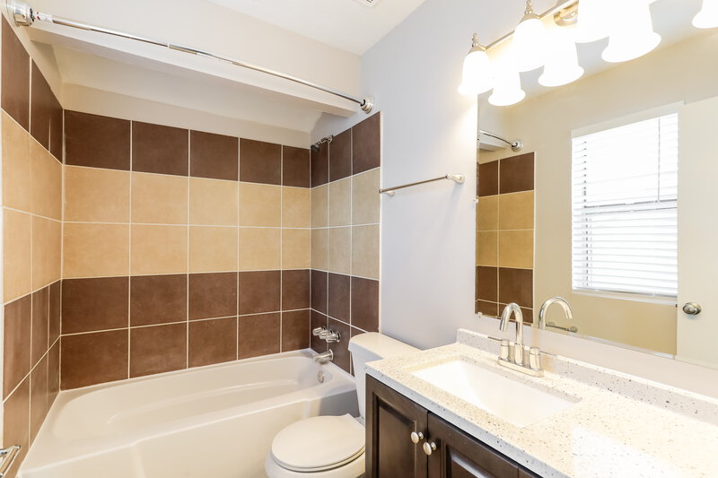 1,875/Mo, 5029 Donnell Way Decatur, GA 30035 Main Bathroom View