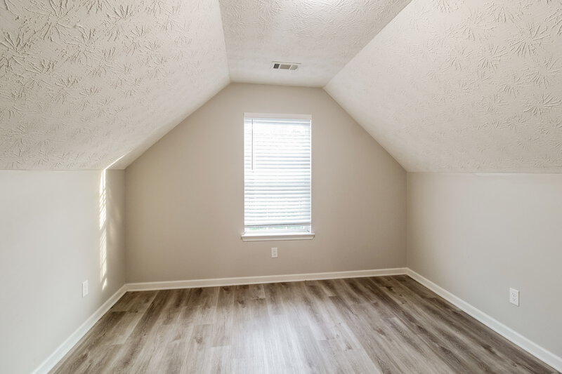 1,995/Mo, 7047 Red Maple Ln Lithonia, GA 30058 Bedroom View 2