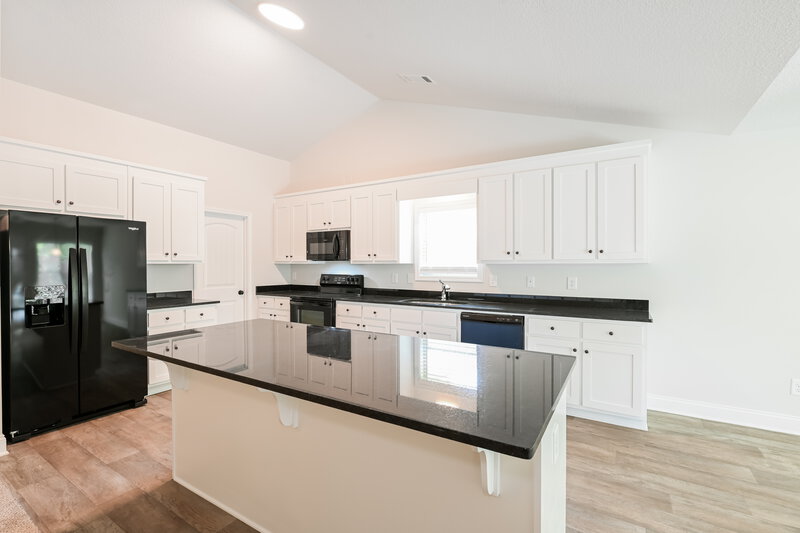 1,980/Mo, 142 Heartland Circle Winder, GA 30680 Kitchen View 2