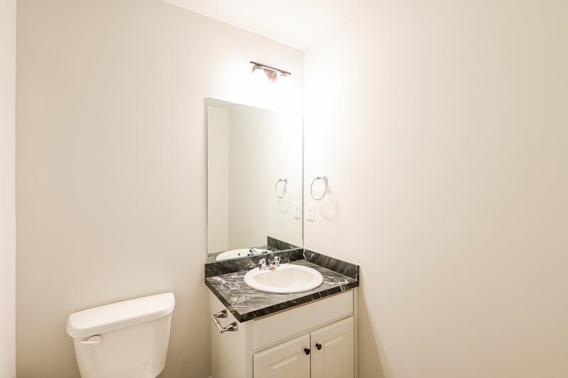 1,980/Mo, 142 Heartland Circle Winder, GA 30680 Bathroom View 2