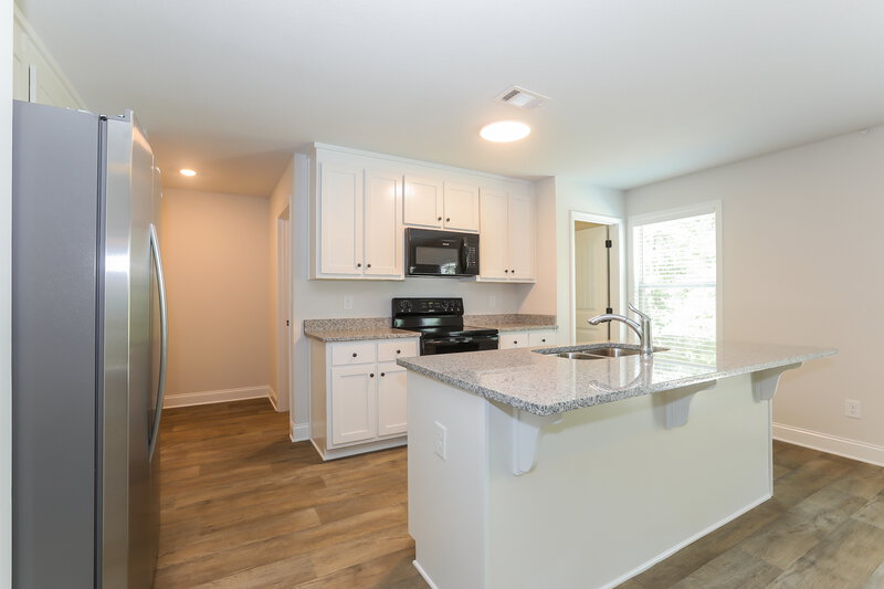 2,220/Mo, 122 Heartland Circle Winder, GA 30680 Kitchen View