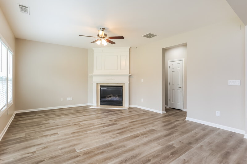 2,815/Mo, 7139 Thoreau Cir Atlanta, GA 30349 Living Room View