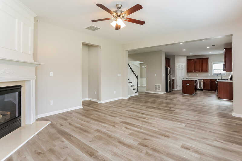 2,815/Mo, 7139 Thoreau Cir Atlanta, GA 30349 Living Room View 2