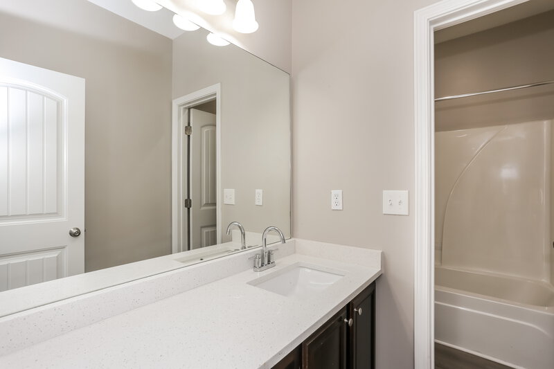 2,310/Mo, 4580 Roseman Trl Cumming, GA 30040 Bathroom View