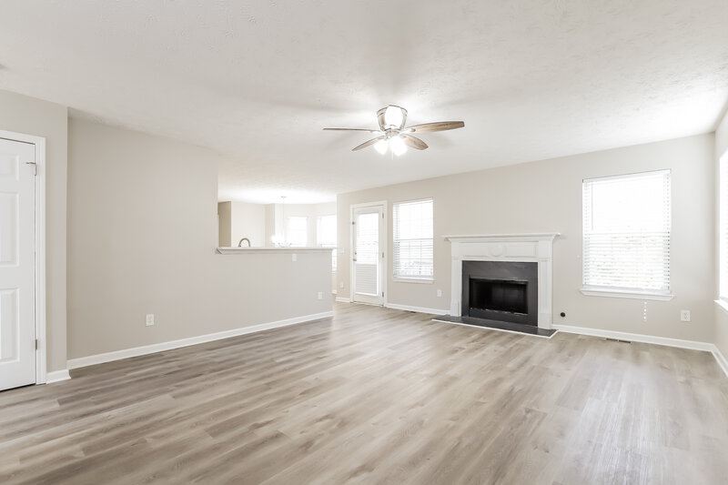 2,530/Mo, 1870 Skylar Leigh Dr Buford, GA 30518 Living Room View