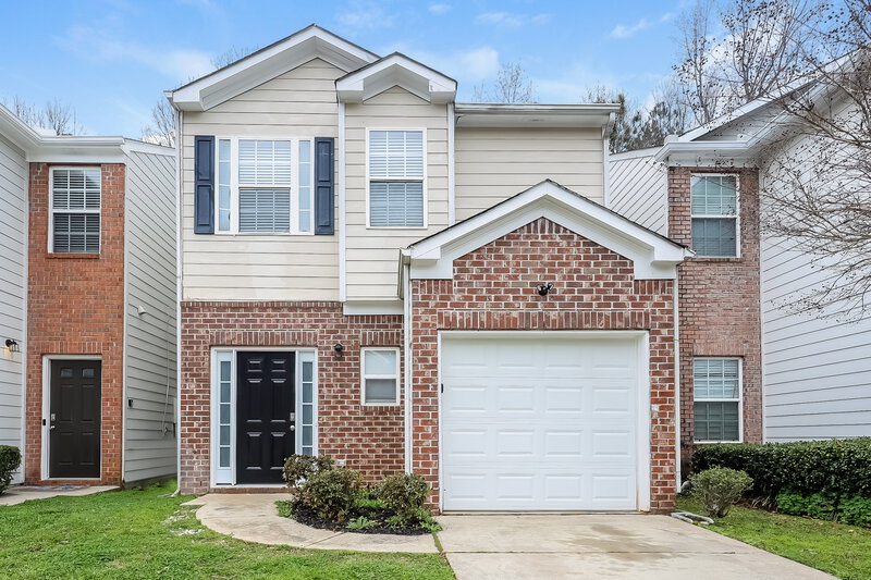 0/Mo, 2833 Windsor Forrest Ct College Park, GA 30349 External View