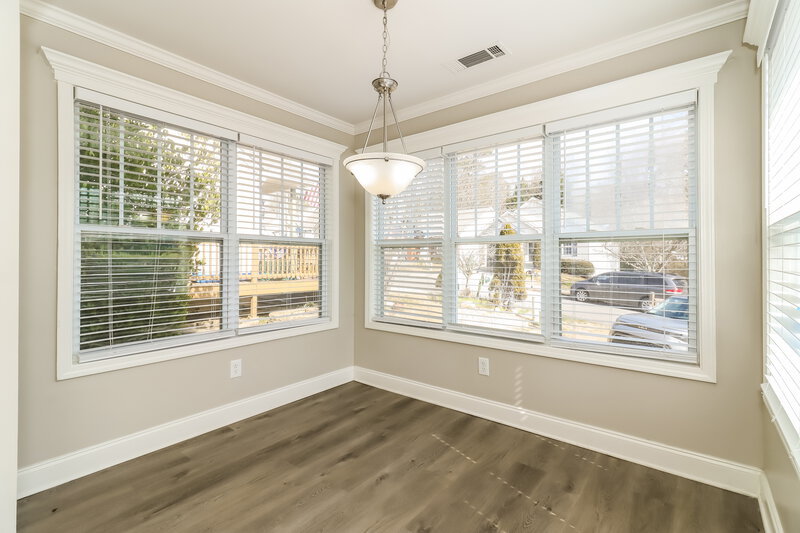 1,500/Mo, 101 Mashburn Pl Canton, GA 30114 Dining Room View