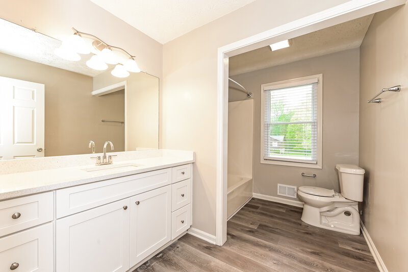 2,380/Mo, 709 Cloudland Ct Stockbridge, GA 30281 Main Bathroom View