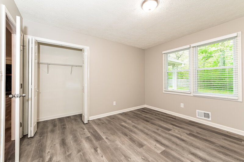 2,380/Mo, 709 Cloudland Ct Stockbridge, GA 30281 Main Bedroom View 4