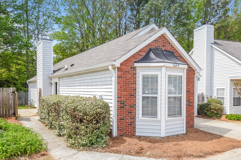 1,930/Mo, 2649 Laurel Ln NW Kennesaw, GA 30152 Front View