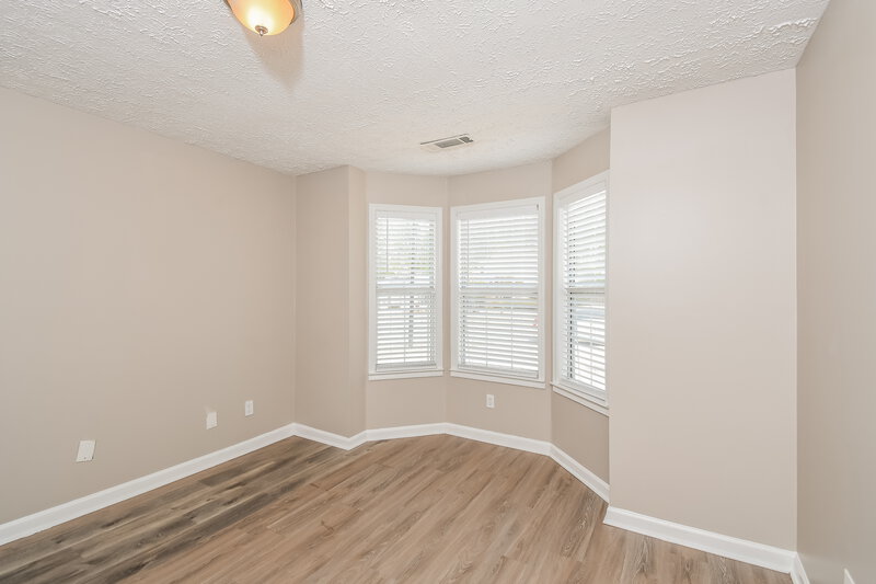 1,930/Mo, 2649 Laurel Ln NW Kennesaw, GA 30152 Main Bedroom View