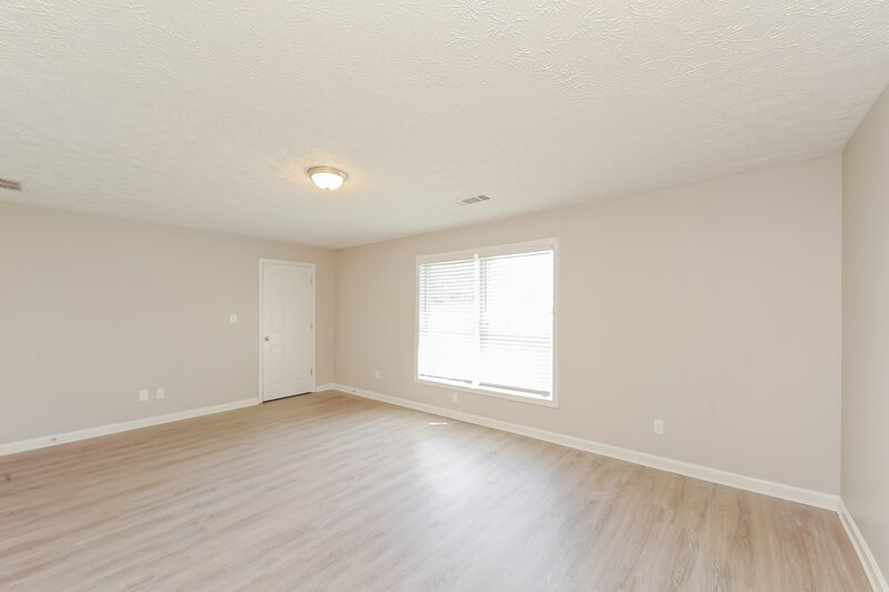 2,800/Mo, 329 Cross Plains Hulett Rd Carrollton, GA 30116 Bedroom View