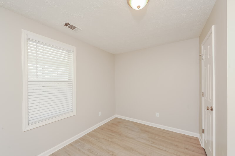 2,800/Mo, 329 Cross Plains Hulett Rd Carrollton, GA 30116 Bedroom View 2