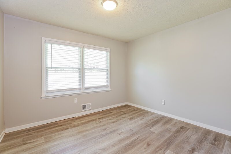 2,000/Mo, 4839 W Lake Way Douglasville, GA 30135 Bedroom View