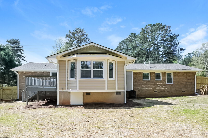 1,945/Mo, 4839 W Lake Way Douglasville, GA 30135 Rear View