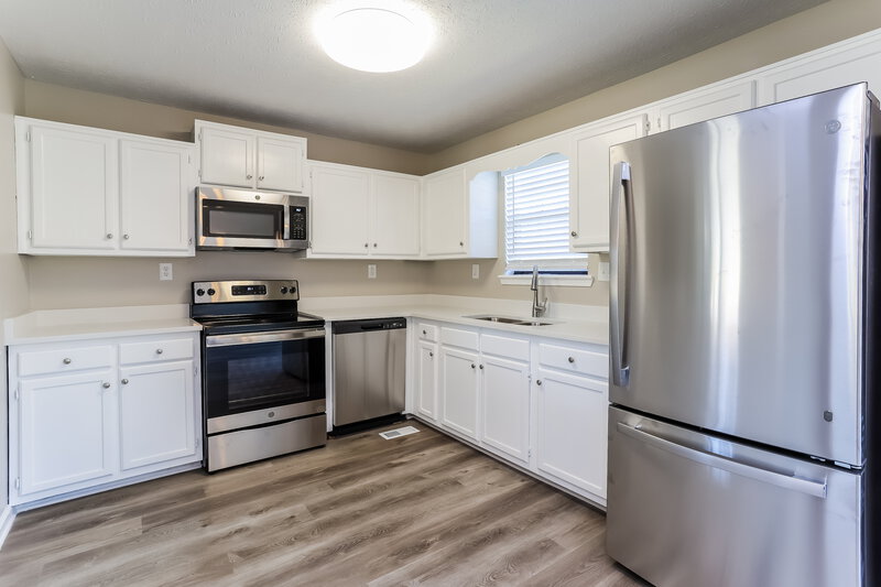 1,705/Mo, 3204 Plymouth Rock Dr Douglasville, GA 30135 Kitchen View