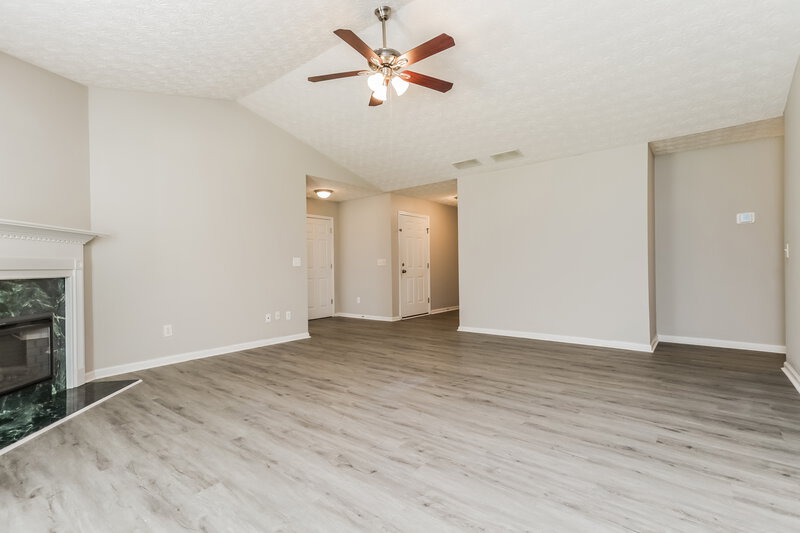1,760/Mo, 90 Dylans Ct Covington, GA 30014 Living Room View