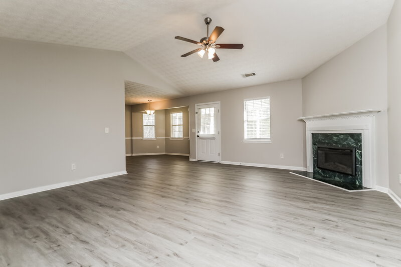 1,760/Mo, 90 Dylans Ct Covington, GA 30014 Living Room View 2