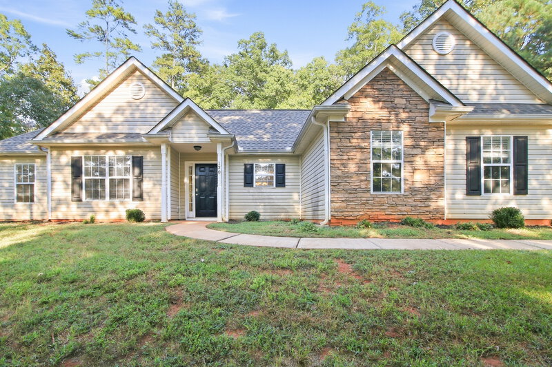 1,995/Mo, 130 Hidden Brook Trl Newnan, GA 30265 External View