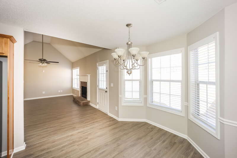 2,220/Mo, 130 Hidden Brook Trl Newnan, GA 30265 Dining Room View