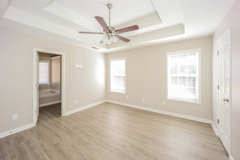2,220/Mo, 130 Hidden Brook Trl Newnan, GA 30265 Main Bedroom View