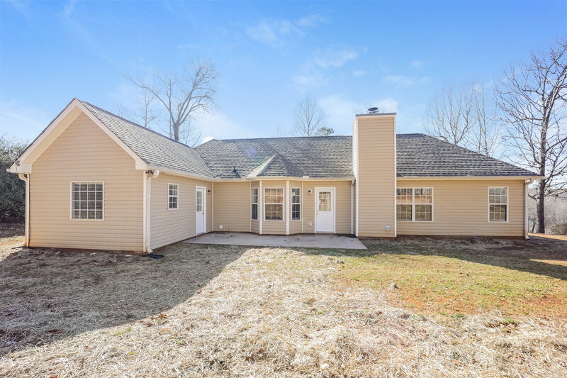 2,220/Mo, 130 Hidden Brook Trl Newnan, GA 30265 Rear View