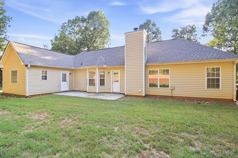 1,995/Mo, 130 Hidden Brook Trl Newnan, GA 30265 Rear View