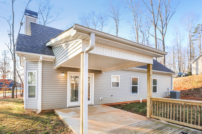 2,140/Mo, 80 Emmette Dr Dawsonville, GA 30534 Rear View