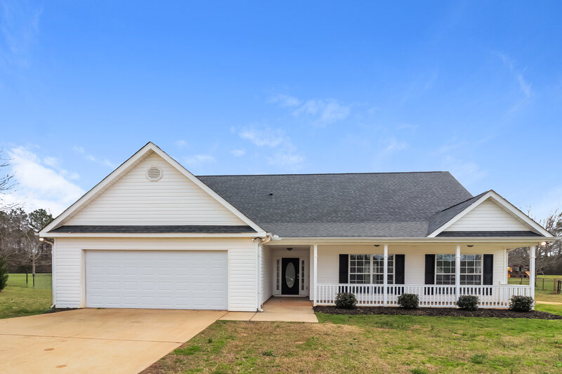 2,390/Mo, 121 High Meadow Trl Jenkinsburg, GA 30234 External View