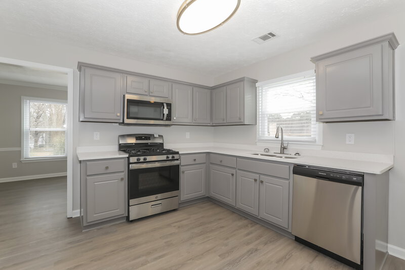 2,130/Mo, 2403 Scarlet Ln SE Conyers, GA 30013 Misc View 5