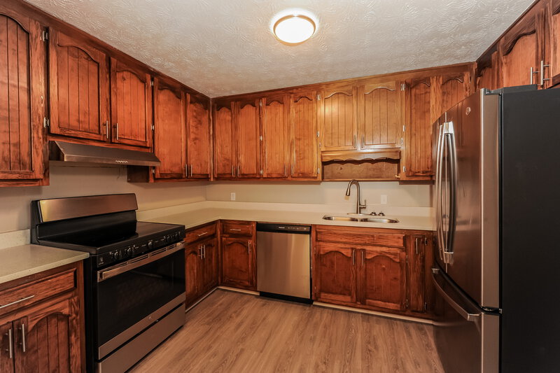 1,960/Mo, 3325 Shady Cove Rd Cumming, GA 30041 Kitchen View