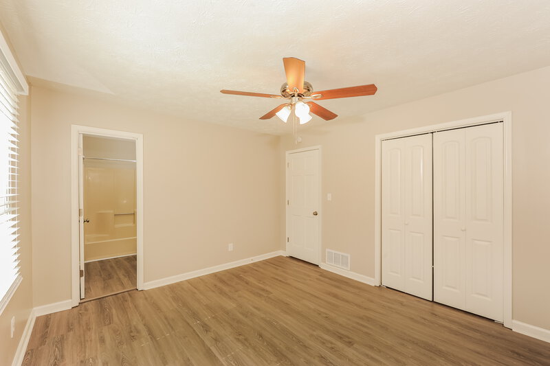 1,960/Mo, 3325 Shady Cove Rd Cumming, GA 30041 Main Bedroom View