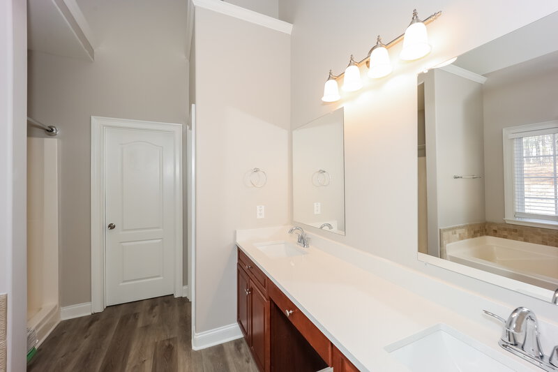 2,275/Mo, 101 Landon Dr Whitesburg, GA 30185 Main Bathroom View