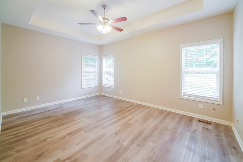 2,260/Mo, 57 Highland Dr Carrollton, GA 30116 Main Bedroom View