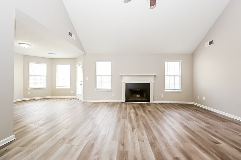 2,470/Mo, 412 Kimberwick Dr Hampton, GA 30228 Living Room View