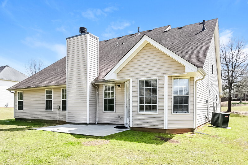 2,470/Mo, 412 Kimberwick Dr Hampton, GA 30228 Rear View