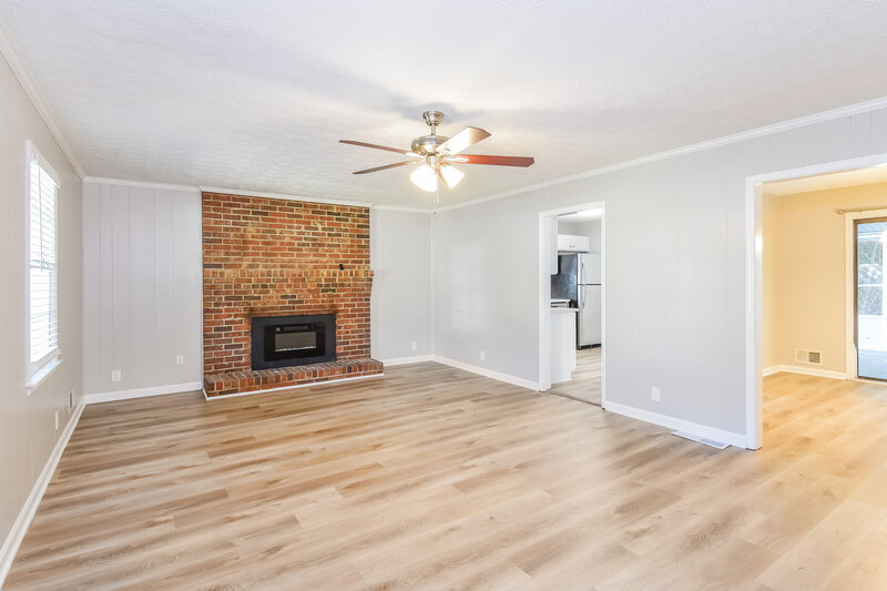 1,715/Mo, 2885 Kellogg Creek Rd Acworth, GA 30102 Living Room View